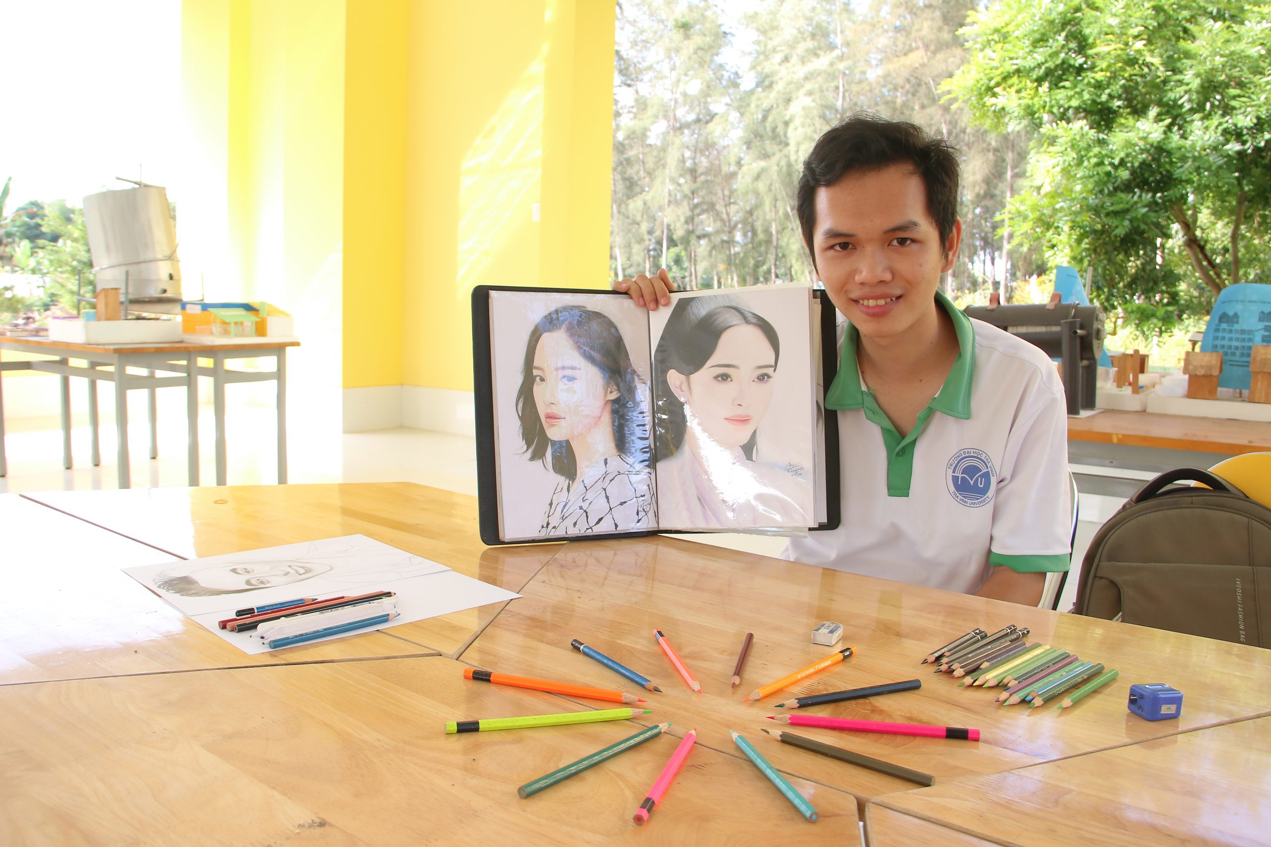 Bộ tranh vẽ các cầu thủ đội tuyển U23 Việt Nam bằng bút chì gây sốt